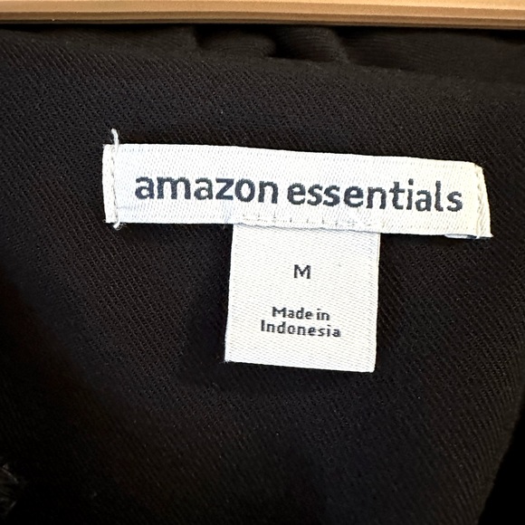 Amazon Essentials Women's Twill Tiered Fit and Flare Dress, Size medium - Picture 9 of 11